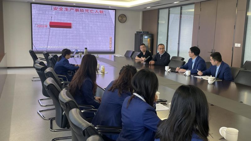 编程过程中会遇到各种难题，良好的心理素质有助于应对挑战。以下是一些建议：
